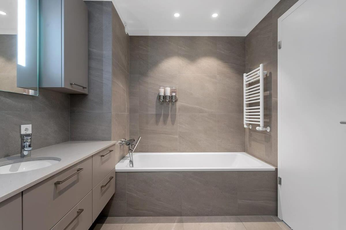 Spacious Luxury 3Br Apartment With 2 Bathrooms 1003 Reykjavik Luaran gambar